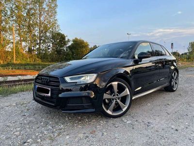 gebraucht Audi A3 Sportback 2,0 TDI sport 3x S line Black Matrix ACC VC 19