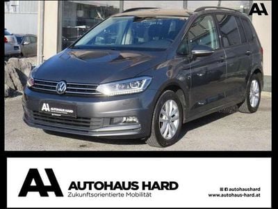 Grau Gebraucht 2017 VW Touran Van / Kleinbus | € 15.840 (Etwas zu teuer)