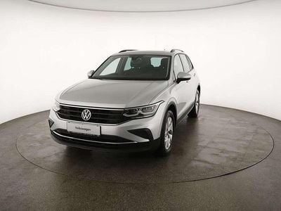 Silber metallic Gebraucht 2020 VW Tiguan Life SUV | € 24.900 (Superpreis)