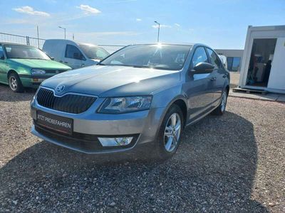 gebraucht Skoda Octavia 1,6 Active TDI !! 1.BESITZ !! SERVICE !! EINTAUSCH