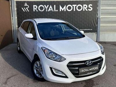 Weiß Gebraucht 2017 Hyundai i30 Comfort Kombi | € 11.990 (Teuer)