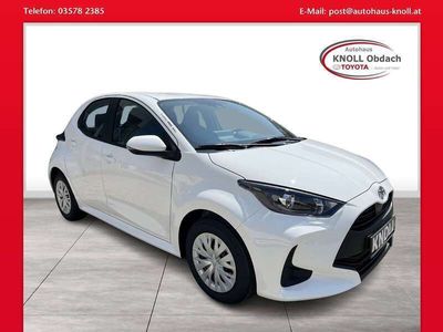 gebraucht Toyota Yaris 1,0 Active Drive