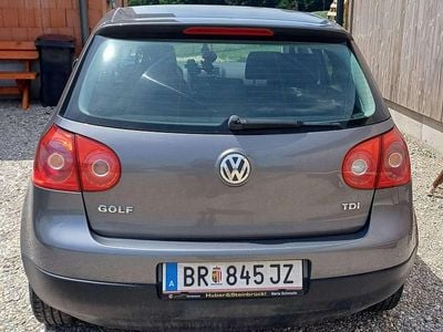 Silber Gebraucht 2004 VW Golf IV Comfortline Limousine | € 3.500 (Teuer)