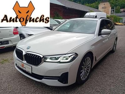 Weiß Gebraucht 2021 BMW 520 Shadowline Kombi | € 24.390 (Fairer Preis)