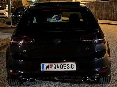 Gebraucht VW Golf VII R 300 PS (220 kW) 2015 Schwarz Limousine