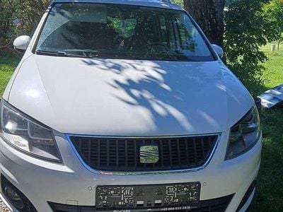 Weiß Gebraucht 2012 Seat Alhambra Van / Kleinbus | € 9.990 (Etwas zu teuer)