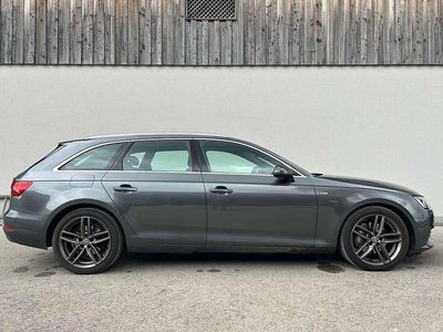 Gebraucht Audi A4 Sport 190 PS (139 kW) 2016 Grau Kombi