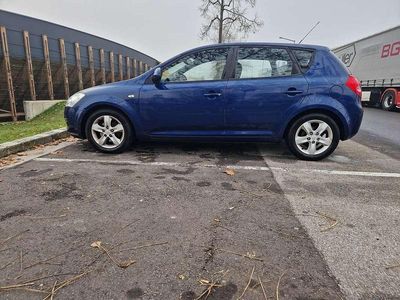 gebraucht Kia Ceed Ceed / cee'd 1,6 CRDi Active DPF Active