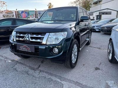 Grün Gebraucht 2014 Mitsubishi Pajero Instyle SUV | € 26.999