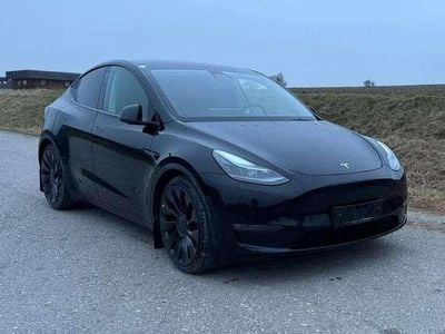 Schwarz Gebraucht 2022 Tesla Model Y Performance SUV | € 35.990 (Fairer Preis)