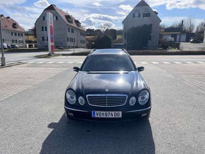 Mercedes E320