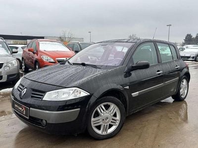 Schwarz Gebraucht 2004 Renault Mégane II Authentique Limousine | € 2.490