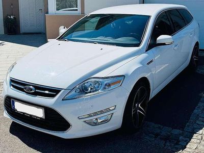 Weiß Gebraucht 2011 Ford Mondeo Titanium Kombi | € 7.000
