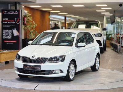 Weiß Gebraucht 2015 Skoda Fabia Limousine | € 9.860 (Teuer)