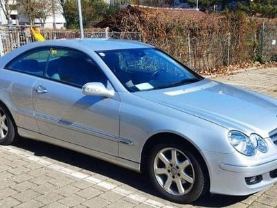 Gebraucht Mercedes CLK220 Avantgarde 150 PS (110 kW) 2006 Grau Coupé