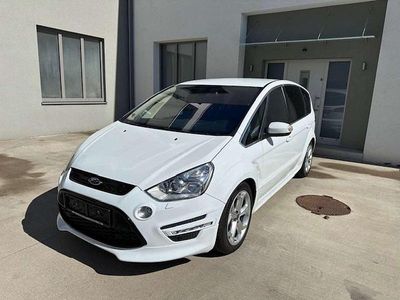 Weiß Gebraucht 2014 Ford S-MAX Titanium Van / Kleinbus | € 10.500