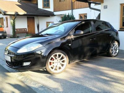 gebraucht Fiat Bravo Bravo14 16V T-Jet 150 Sport Sport