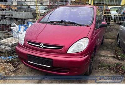 Gebraucht Citroën Xsara Picasso 116 PS (85 kW) 2003 Rot Van / Kleinbus
