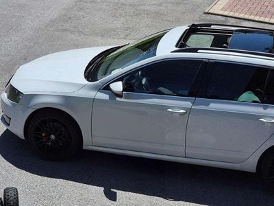 Weiß Gebraucht 2015 Skoda Octavia Elegance Kombi | € 10.800 (Fairer Preis)
