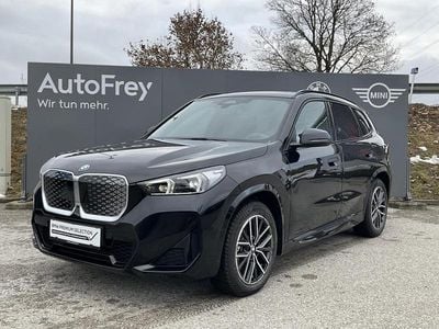Gebraucht BMW iX1 Shadowline 150 kW (204 PS) 2026 Saphirschwarz SUV