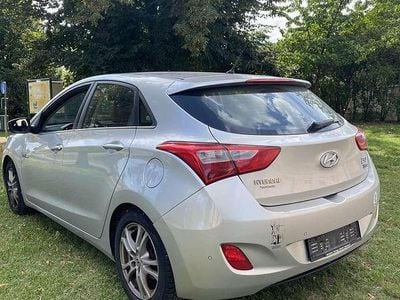 Gebraucht Hyundai i30 Premium 135 PS (99 kW) 2012 Limousine