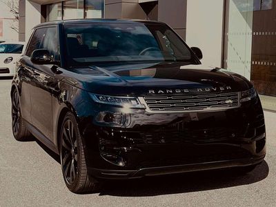 Schwarz Gebraucht 2024 Land Rover Range Rover Sport SE SUV | € 89.800 (Teuer)