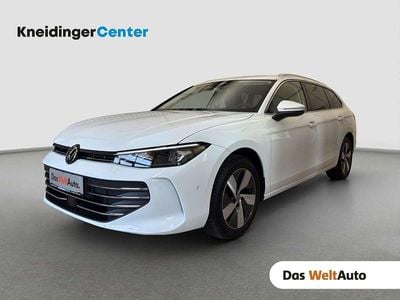 Weiß Gebraucht 2024 VW Passat Business Kombi | € 32.890 (Teuer)
