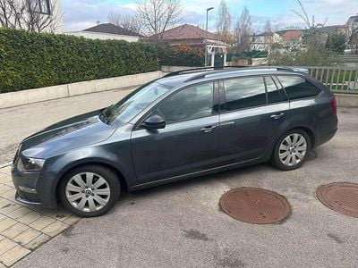 Grau Gebraucht 2016 Skoda Octavia RS Kombi | € 16.000 (Fairer Preis)
