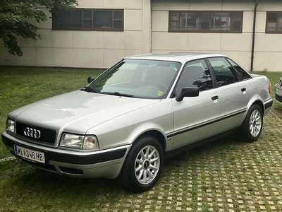 Silber Gebraucht 1994 Audi 80 Limousine | € 9.500