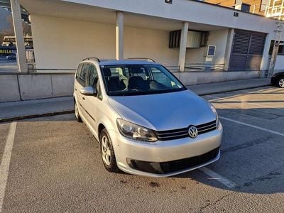 Silber Gebraucht 2011 VW Touran Comfortline Van / Kleinbus | € 3.195 (Guter Preis)