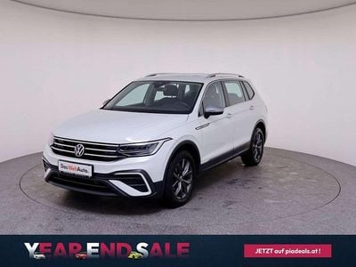 Weiss normal Gebraucht 2023 VW Tiguan Allspace Life SUV | € 34.680 (Etwas zu teuer)