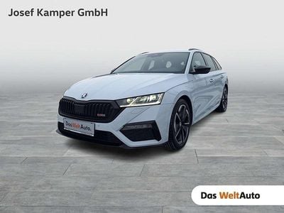 Weiß Gebraucht 2023 Skoda Octavia RS Kombi | € 29.990 (Guter Preis)