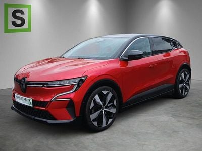 Rot Gebraucht 2022 Renault Megane E-Tech Techno Limousine | € 27.990 (Etwas zu teuer)
