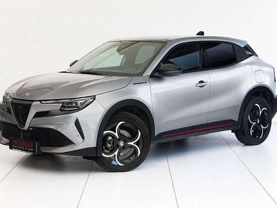 Grau Gebraucht 2025 Alfa Romeo Junior Edizione Speciale SUV | € 26.900 (Fairer Preis)