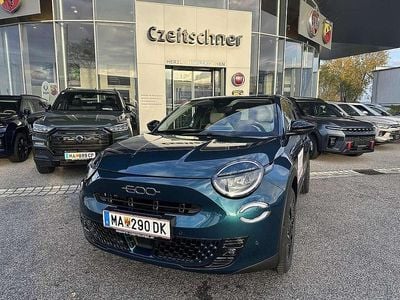 Grün Neu 2025 Fiat 600 La Prima SUV | € 29.032 (Teuer)