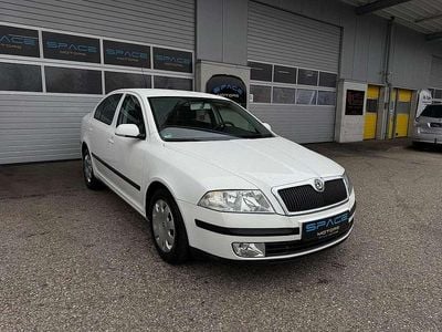 Weiß Gebraucht 2005 Skoda Octavia Ambiente Limousine | € 4.990