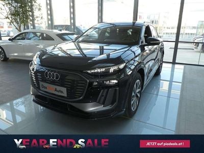 Hellgrau metallic Gebraucht 2025 Audi Q6 e-tron Ambiente SUV | € 77.790 (Fairer Preis)