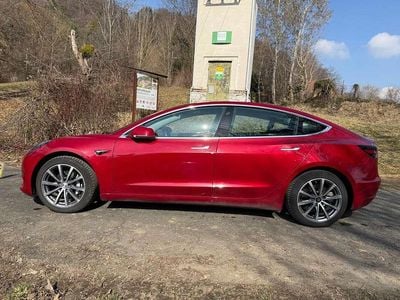 Gebraucht Tesla Model 3 Long Range AWD 152 kW (208 PS) 2019 Rot Limousine