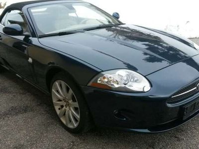 Jaguar XK8