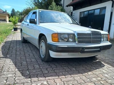 gebraucht Mercedes 190 W201D/A Limousine in Originalzustand inkl. Pickerl