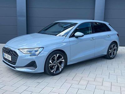 Grau Gebraucht 2024 Audi A3 Ambiente Limousine | € 32.490 (Fairer Preis)