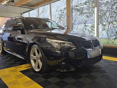 Schwarz Gebraucht 2008 BMW 530 M Sport Kombi | € 10.500 (Etwas zu teuer)