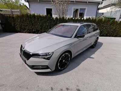 gebraucht Skoda Superb SuperbKombi 2,0 TDI Sportline DSG - CANTON Sound