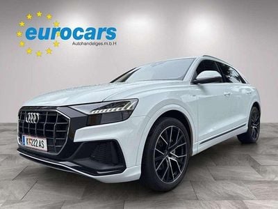 Weiß Gebraucht 2022 Audi Q8 Ambiente SUV | € 98.800