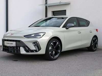 Neu Cupra Leon 150 PS (110 kW) 2025 Hellgrau  metallic