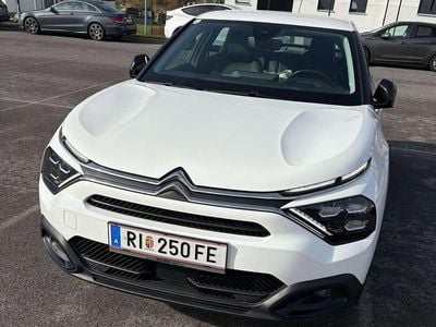 Weiß Gebraucht 2021 Citroën C4 PureTech Limousine | € 9.900