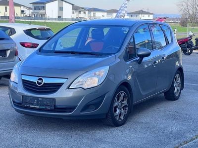 Braun Gebraucht 2013 Opel Meriva Edition Van / Kleinbus | € 3.490 (Fairer Preis)