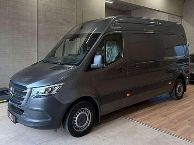 Grau Gebraucht 2021 Mercedes Sprinter Van | € 32.900 (Fairer Preis)