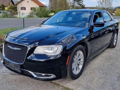 Schwarz Gebraucht 2015 Chrysler 300C Limousine | € 13.500
