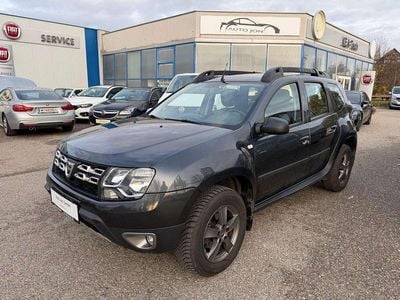 Grau Gebraucht 2016 Dacia Duster Celebration SUV | € 9.990 (Guter Preis)